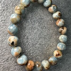 Beautiful 9MM Island Aquamarine Natural Crystal Bracelet